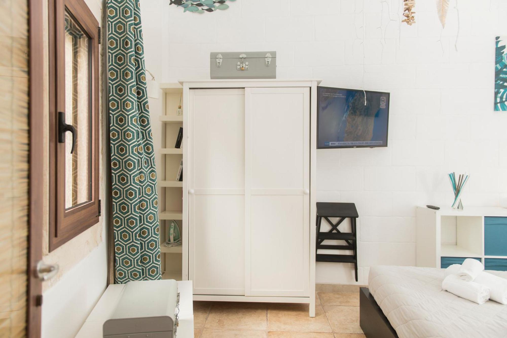 Апартаменты Tiny House Монополи Экстерьер фото